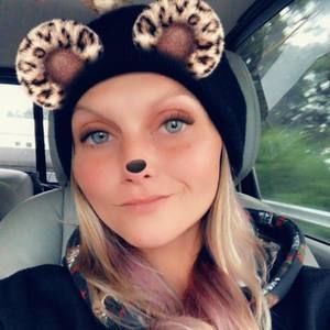 Meet your Posher, Karolina